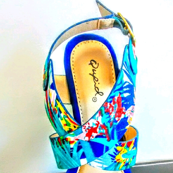 NEW! CUTE! MultiColor Platform Wedge! - Picture 5 of 12